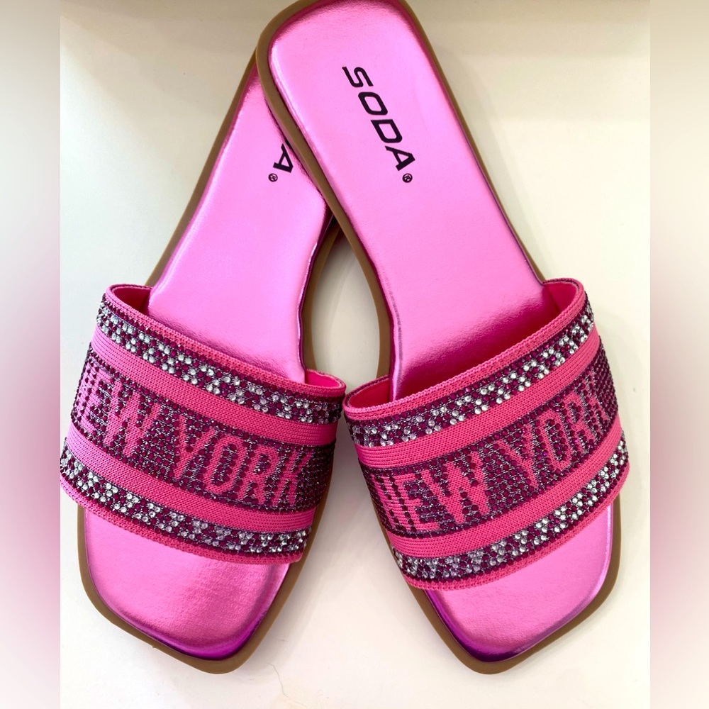 Women’s Soda New York Metallic Pink Rhinestone Band Slides Sandals 7.5, 8.5, 9 - Picture 6 of 6
